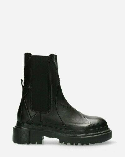 Chelsea boot smooth leather black
